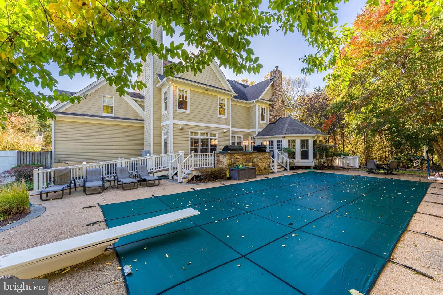 615 KENTLAND DR, GREAT FALLS, Virginia 22066, 6 Bedrooms Bedrooms, ,8 BathroomsBathrooms,Residential,For sale,615 KENTLAND DR,VAFX2275672 MLS # VAFX2275672 615 KENTLAND DR, GREAT FALLS, Virginia 22066, 6 Bedrooms Bedrooms, ,8 BathroomsBathrooms,Residential,For sale,615 KENTLAND DR,VAFX2275672 MLS # VAFX2275672