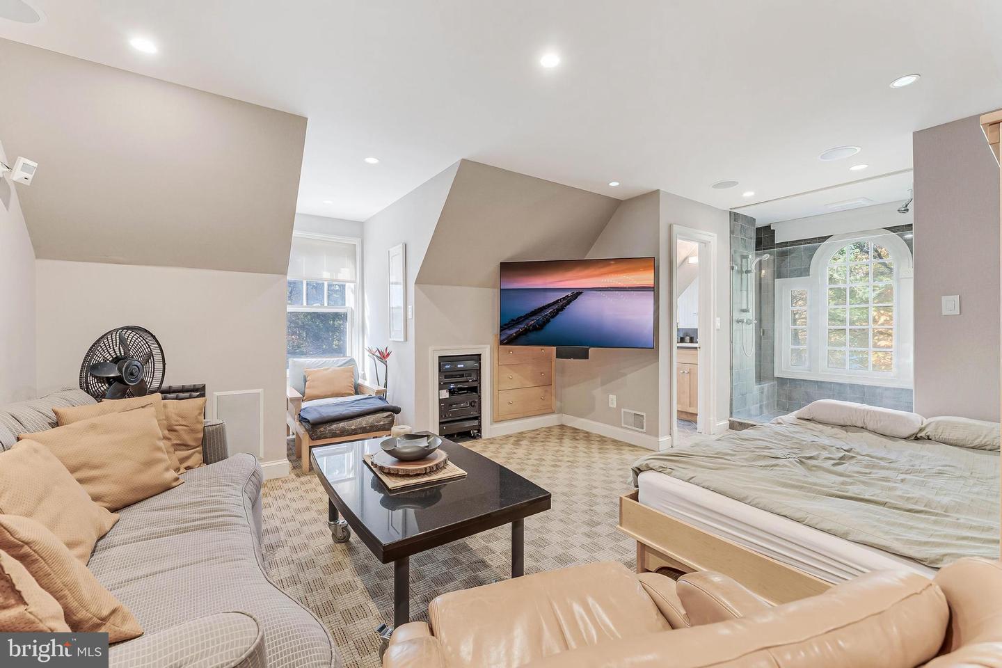 615 KENTLAND DR, GREAT FALLS, Virginia 22066, 6 Bedrooms Bedrooms, ,8 BathroomsBathrooms,Residential,For sale,615 KENTLAND DR,VAFX2275672 MLS # VAFX2275672 615 KENTLAND DR, GREAT FALLS, Virginia 22066, 6 Bedrooms Bedrooms, ,8 BathroomsBathrooms,Residential,For sale,615 KENTLAND DR,VAFX2275672 MLS # VAFX2275672