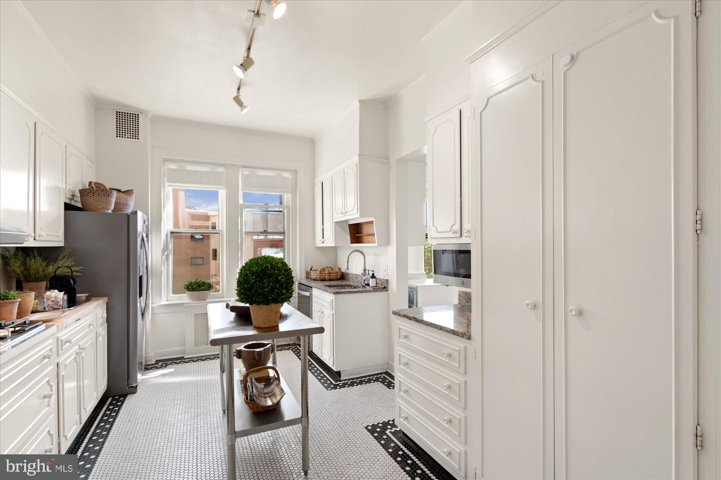 2029 CONNECTICUT AVE NW #42, WASHINGTON, District Of Columbia 20008, 4 Bedrooms Bedrooms, ,4 BathroomsBathrooms,Residential,For sale,2029 CONNECTICUT AVE NW #42,DCDC2228428 MLS # DCDC2228428 2029 CONNECTICUT AVE NW #42, WASHINGTON, District Of Columbia 20008, 4 Bedrooms Bedrooms, ,4 BathroomsBathrooms,Residential,For sale,2029 CONNECTICUT AVE NW #42,DCDC2228428 MLS # DCDC2228428