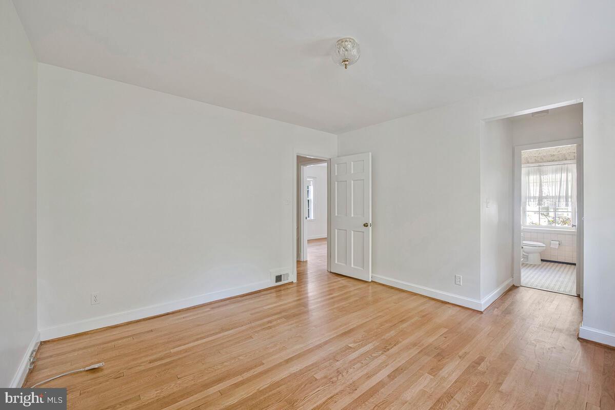 3735 FORDHAM RD NW, WASHINGTON, District Of Columbia 20016, 3 Bedrooms Bedrooms, ,3 BathroomsBathrooms,Residential,For sale,3735 FORDHAM RD NW,DCDC2229044 MLS # DCDC2229044 3735 FORDHAM RD NW, WASHINGTON, District Of Columbia 20016, 3 Bedrooms Bedrooms, ,3 BathroomsBathrooms,Residential,For sale,3735 FORDHAM RD NW,DCDC2229044 MLS # DCDC2229044