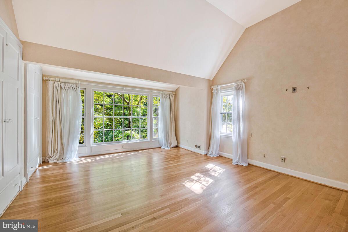 3735 FORDHAM RD NW, WASHINGTON, District Of Columbia 20016, 3 Bedrooms Bedrooms, ,3 BathroomsBathrooms,Residential,For sale,3735 FORDHAM RD NW,DCDC2229044 MLS # DCDC2229044 3735 FORDHAM RD NW, WASHINGTON, District Of Columbia 20016, 3 Bedrooms Bedrooms, ,3 BathroomsBathrooms,Residential,For sale,3735 FORDHAM RD NW,DCDC2229044 MLS # DCDC2229044