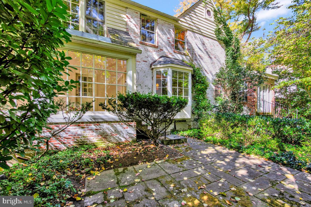 3735 FORDHAM RD NW, WASHINGTON, District Of Columbia 20016, 3 Bedrooms Bedrooms, ,3 BathroomsBathrooms,Residential,For sale,3735 FORDHAM RD NW,DCDC2229044 MLS # DCDC2229044 3735 FORDHAM RD NW, WASHINGTON, District Of Columbia 20016, 3 Bedrooms Bedrooms, ,3 BathroomsBathrooms,Residential,For sale,3735 FORDHAM RD NW,DCDC2229044 MLS # DCDC2229044