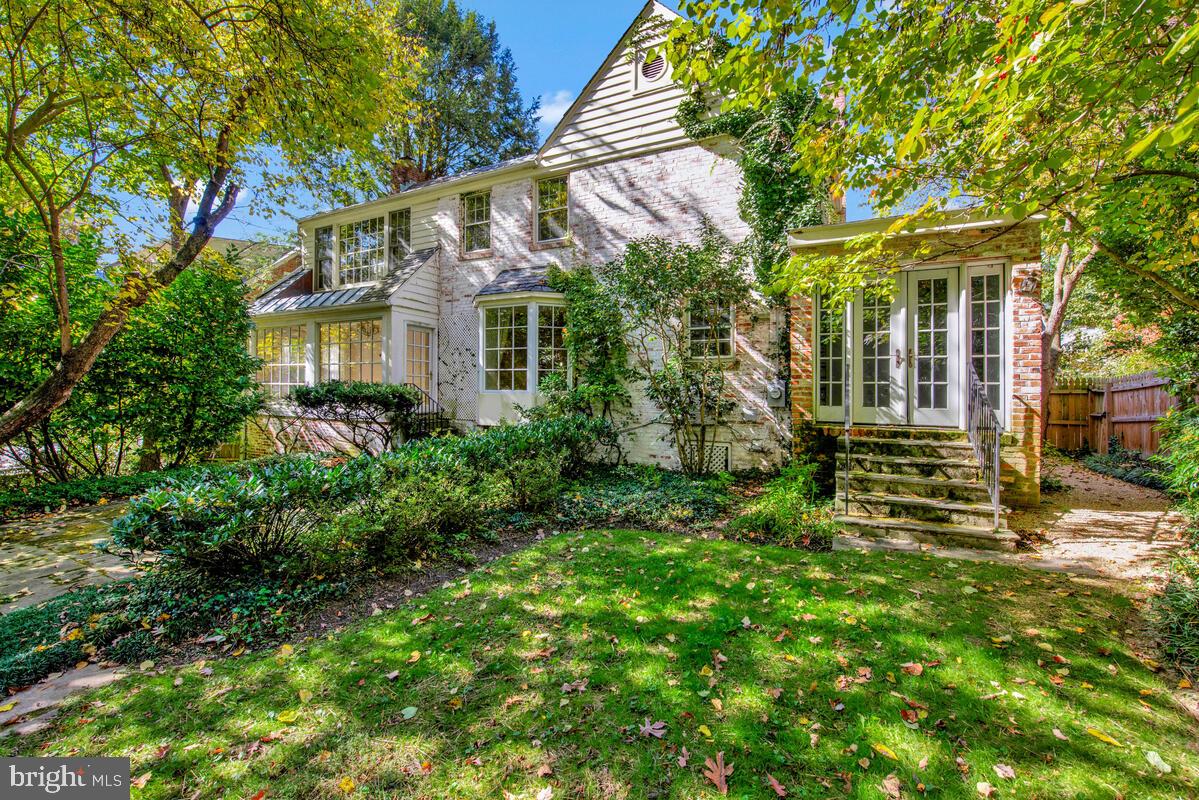 3735 FORDHAM RD NW, WASHINGTON, District Of Columbia 20016, 3 Bedrooms Bedrooms, ,3 BathroomsBathrooms,Residential,For sale,3735 FORDHAM RD NW,DCDC2229044 MLS # DCDC2229044 3735 FORDHAM RD NW, WASHINGTON, District Of Columbia 20016, 3 Bedrooms Bedrooms, ,3 BathroomsBathrooms,Residential,For sale,3735 FORDHAM RD NW,DCDC2229044 MLS # DCDC2229044