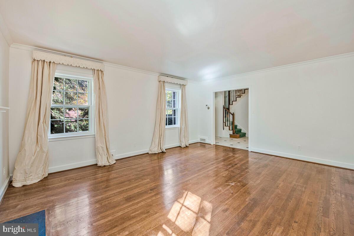 3735 FORDHAM RD NW, WASHINGTON, District Of Columbia 20016, 3 Bedrooms Bedrooms, ,3 BathroomsBathrooms,Residential,For sale,3735 FORDHAM RD NW,DCDC2229044 MLS # DCDC2229044 3735 FORDHAM RD NW, WASHINGTON, District Of Columbia 20016, 3 Bedrooms Bedrooms, ,3 BathroomsBathrooms,Residential,For sale,3735 FORDHAM RD NW,DCDC2229044 MLS # DCDC2229044