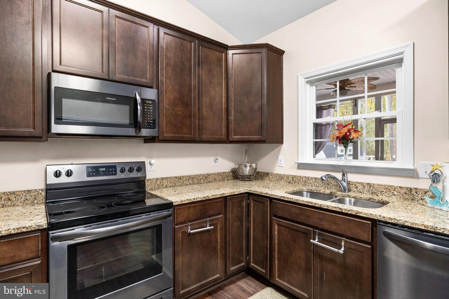 108 STRATFORD CIR, COLONIAL BEACH, Virginia 22443, 3 Bedrooms Bedrooms, 5 Rooms Rooms,2 BathroomsBathrooms,Residential,For sale,108 STRATFORD CIR,VAWE2010022 MLS # VAWE2010022 108 STRATFORD CIR, COLONIAL BEACH, Virginia 22443, 3 Bedrooms Bedrooms, 5 Rooms Rooms,2 BathroomsBathrooms,Residential,For sale,108 STRATFORD CIR,VAWE2010022 MLS # VAWE2010022