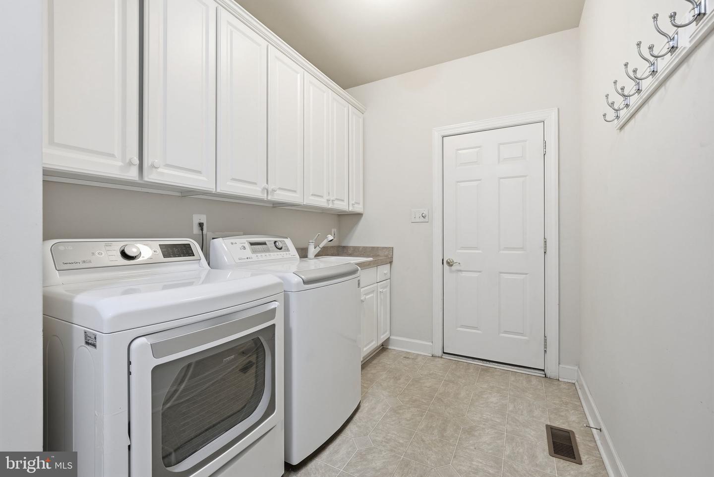 11906 OLD ELM CT, SPOTSYLVANIA, Virginia 22551, 4 Bedrooms Bedrooms, ,4 BathroomsBathrooms,Residential,For sale,11906 OLD ELM CT,VASP2037218 MLS # VASP2037218 11906 OLD ELM CT, SPOTSYLVANIA, Virginia 22551, 4 Bedrooms Bedrooms, ,4 BathroomsBathrooms,Residential,For sale,11906 OLD ELM CT,VASP2037218 MLS # VASP2037218