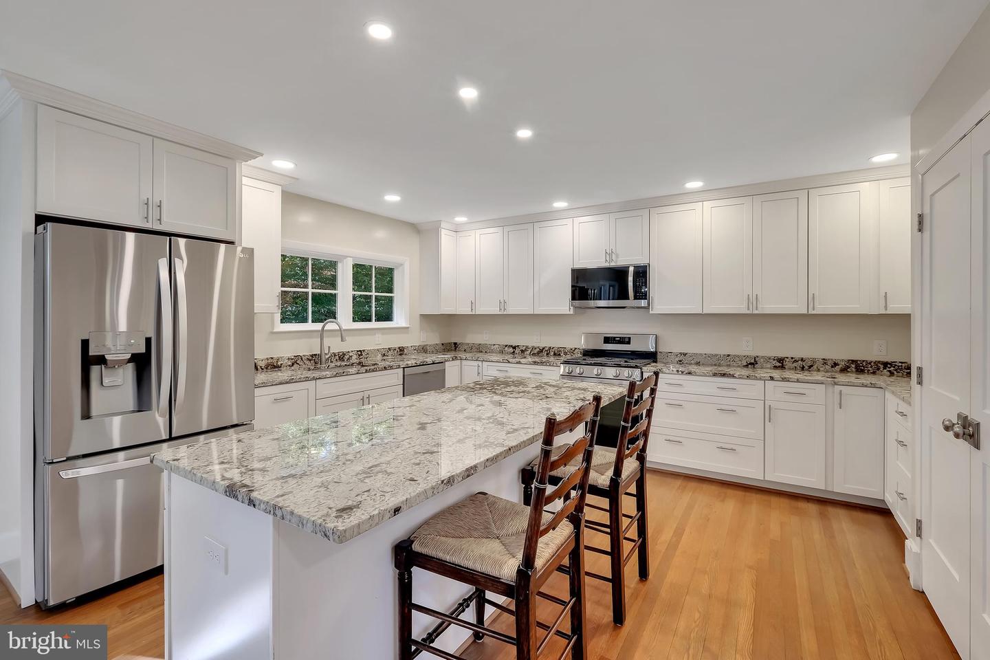 6829 CHERRY LN, ANNANDALE, Virginia 22003, 5 Bedrooms Bedrooms, ,4 BathroomsBathrooms,Residential,For sale,6829 CHERRY LN,VAFX2276444 MLS # VAFX2276444 6829 CHERRY LN, ANNANDALE, Virginia 22003, 5 Bedrooms Bedrooms, ,4 BathroomsBathrooms,Residential,For sale,6829 CHERRY LN,VAFX2276444 MLS # VAFX2276444