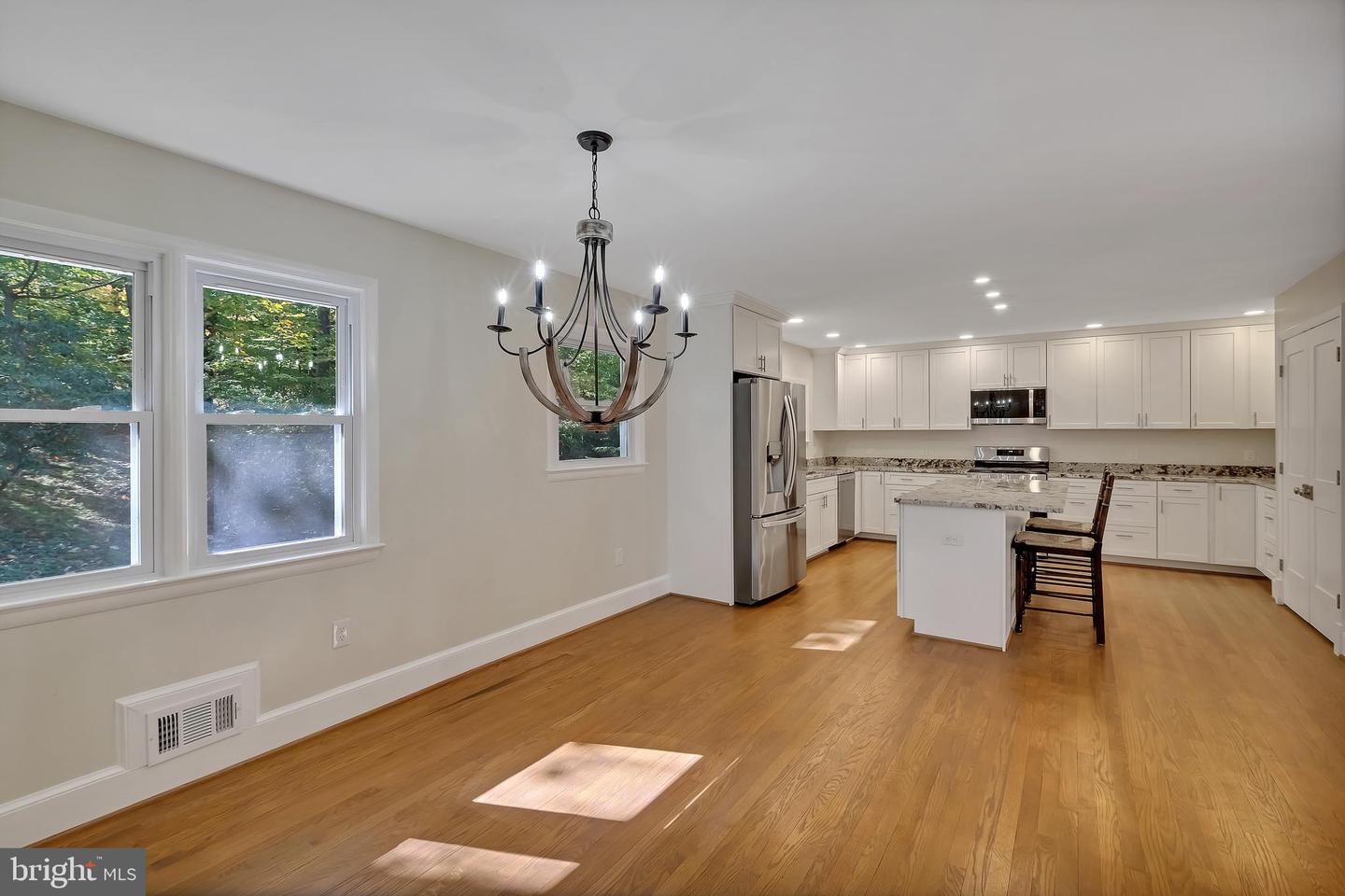 6829 CHERRY LN, ANNANDALE, Virginia 22003, 5 Bedrooms Bedrooms, ,4 BathroomsBathrooms,Residential,For sale,6829 CHERRY LN,VAFX2276444 MLS # VAFX2276444 6829 CHERRY LN, ANNANDALE, Virginia 22003, 5 Bedrooms Bedrooms, ,4 BathroomsBathrooms,Residential,For sale,6829 CHERRY LN,VAFX2276444 MLS # VAFX2276444