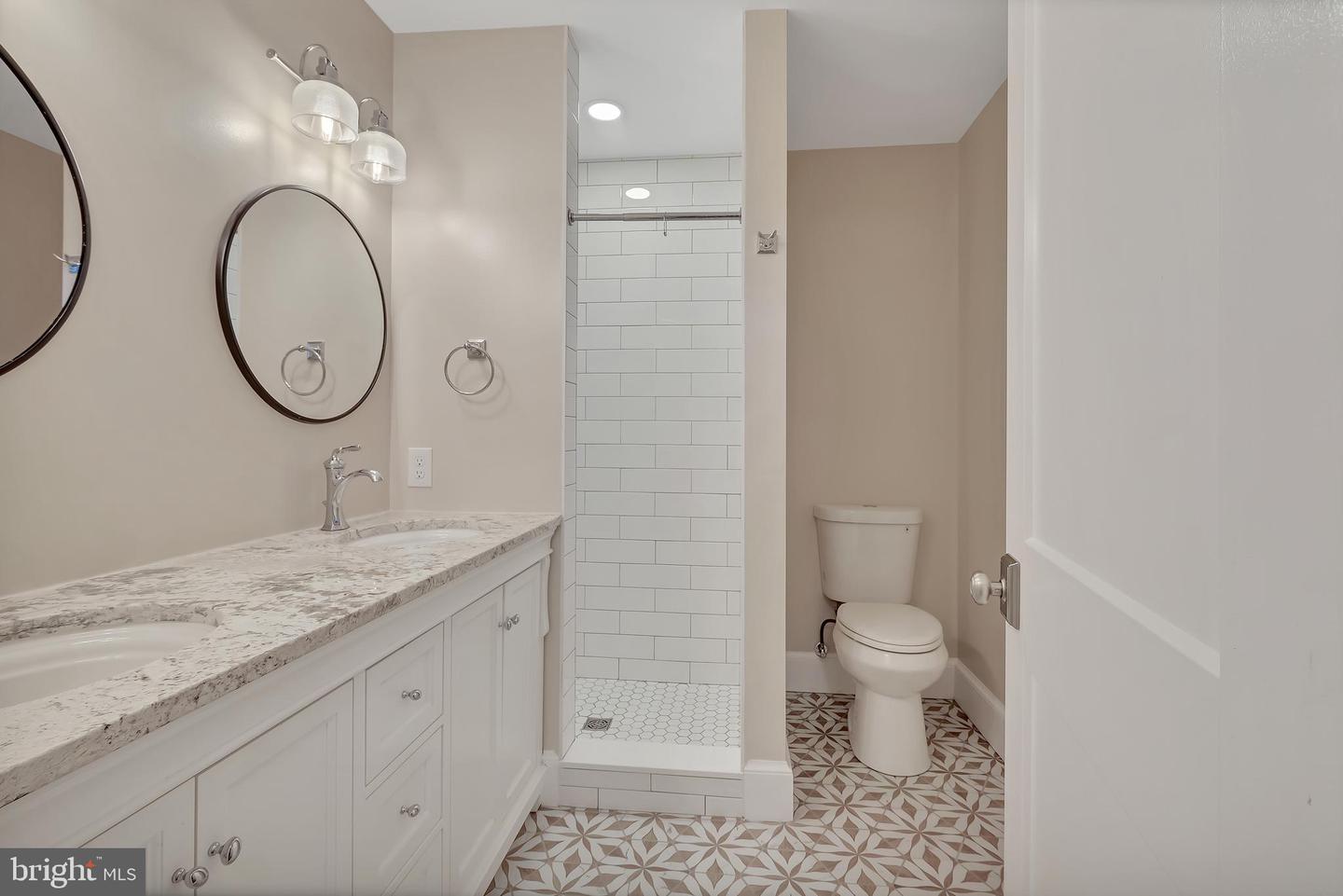 6829 CHERRY LN, ANNANDALE, Virginia 22003, 5 Bedrooms Bedrooms, ,4 BathroomsBathrooms,Residential,For sale,6829 CHERRY LN,VAFX2276444 MLS # VAFX2276444 6829 CHERRY LN, ANNANDALE, Virginia 22003, 5 Bedrooms Bedrooms, ,4 BathroomsBathrooms,Residential,For sale,6829 CHERRY LN,VAFX2276444 MLS # VAFX2276444