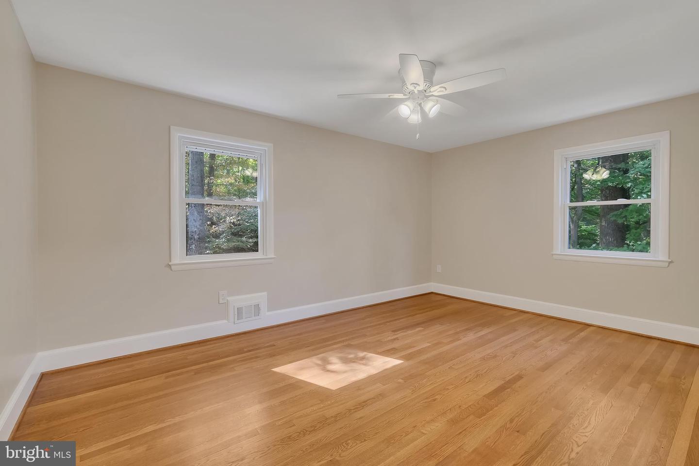 6829 CHERRY LN, ANNANDALE, Virginia 22003, 5 Bedrooms Bedrooms, ,4 BathroomsBathrooms,Residential,For sale,6829 CHERRY LN,VAFX2276444 MLS # VAFX2276444 6829 CHERRY LN, ANNANDALE, Virginia 22003, 5 Bedrooms Bedrooms, ,4 BathroomsBathrooms,Residential,For sale,6829 CHERRY LN,VAFX2276444 MLS # VAFX2276444