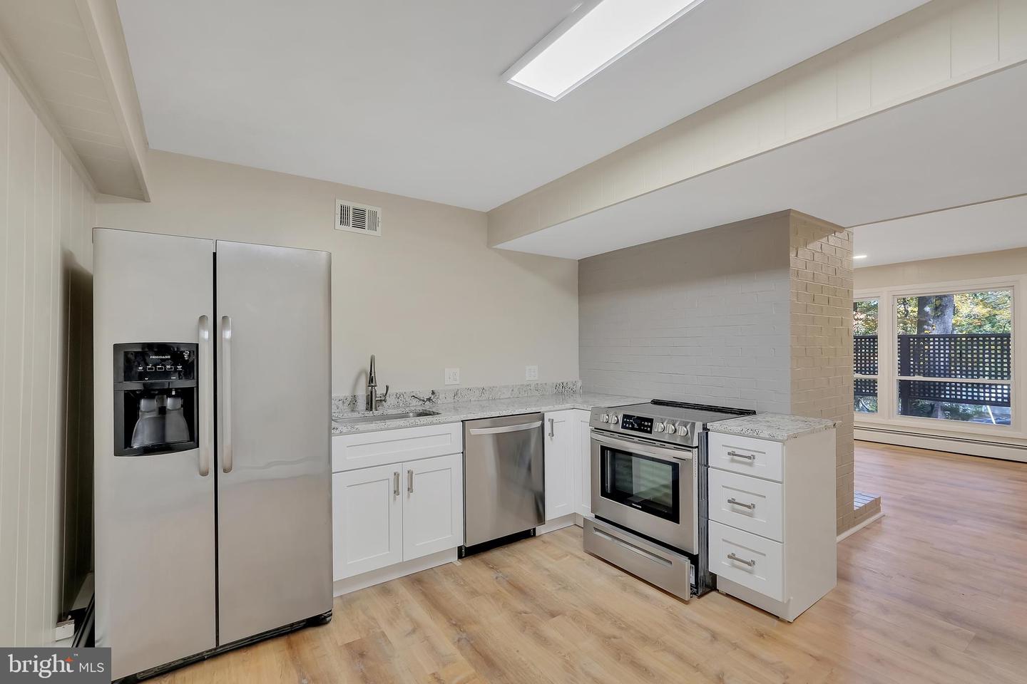 6829 CHERRY LN, ANNANDALE, Virginia 22003, 5 Bedrooms Bedrooms, ,4 BathroomsBathrooms,Residential,For sale,6829 CHERRY LN,VAFX2276444 MLS # VAFX2276444 6829 CHERRY LN, ANNANDALE, Virginia 22003, 5 Bedrooms Bedrooms, ,4 BathroomsBathrooms,Residential,For sale,6829 CHERRY LN,VAFX2276444 MLS # VAFX2276444