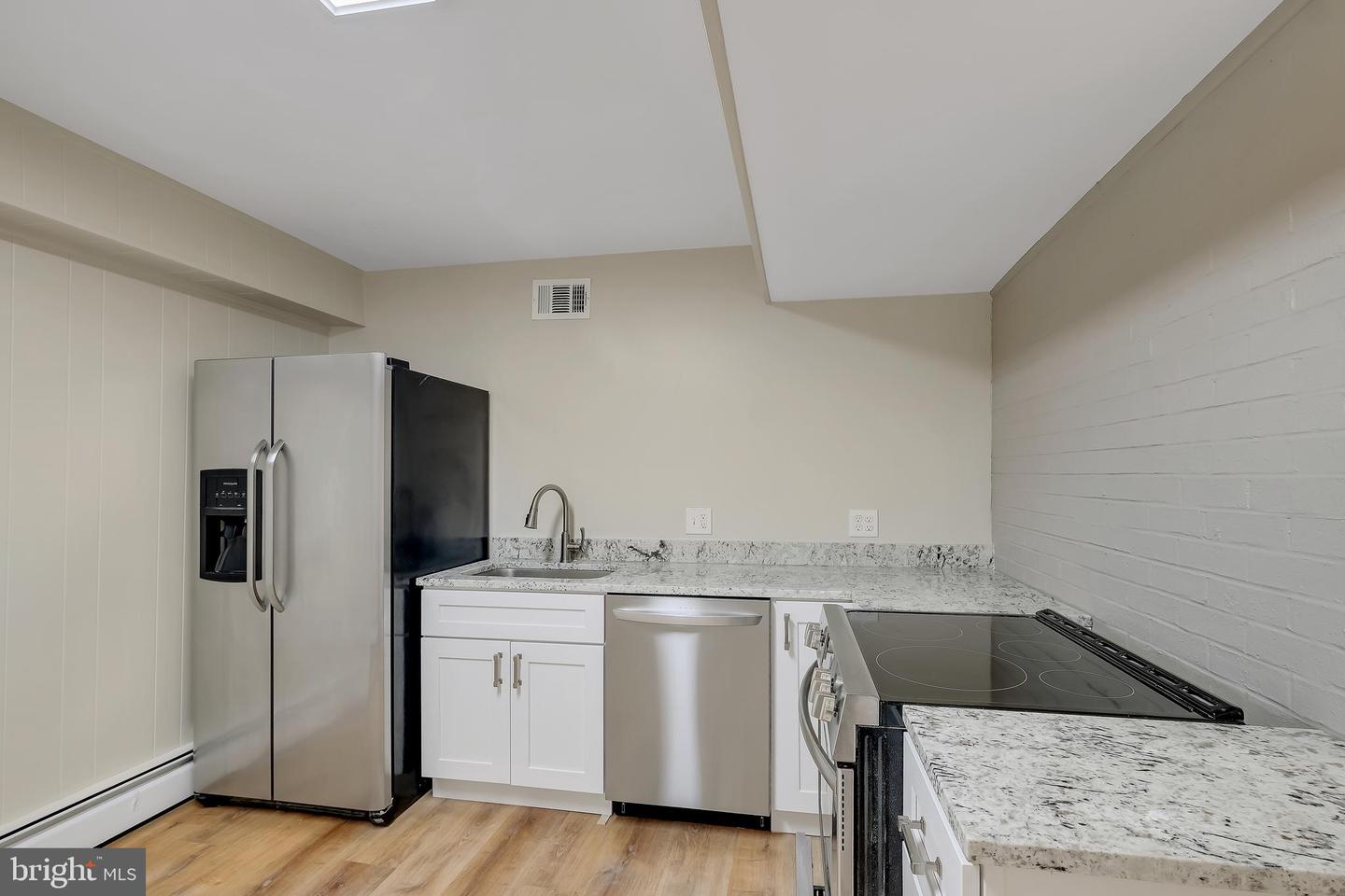 6829 CHERRY LN, ANNANDALE, Virginia 22003, 5 Bedrooms Bedrooms, ,4 BathroomsBathrooms,Residential,For sale,6829 CHERRY LN,VAFX2276444 MLS # VAFX2276444 6829 CHERRY LN, ANNANDALE, Virginia 22003, 5 Bedrooms Bedrooms, ,4 BathroomsBathrooms,Residential,For sale,6829 CHERRY LN,VAFX2276444 MLS # VAFX2276444