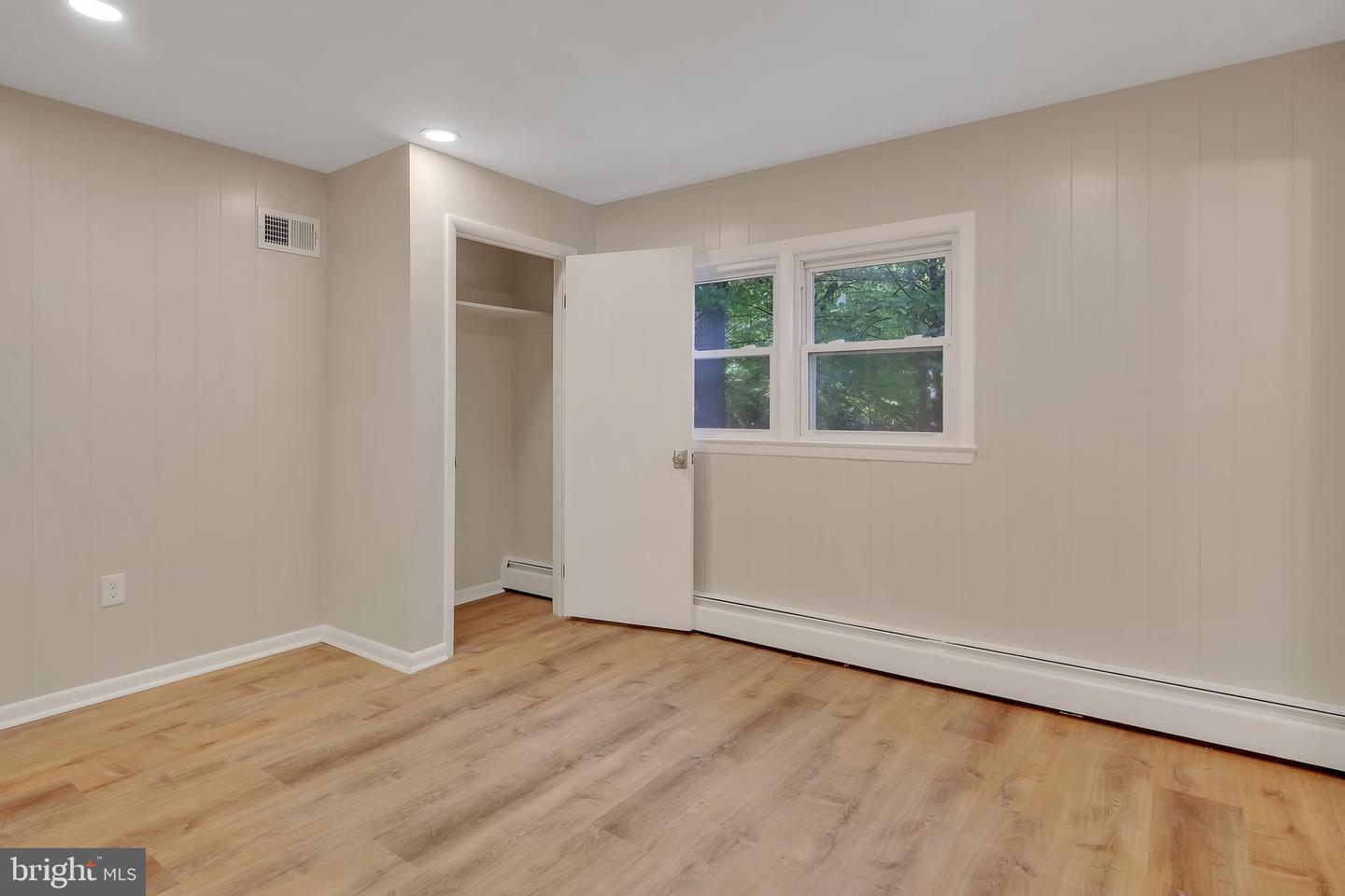 6829 CHERRY LN, ANNANDALE, Virginia 22003, 5 Bedrooms Bedrooms, ,4 BathroomsBathrooms,Residential,For sale,6829 CHERRY LN,VAFX2276444 MLS # VAFX2276444 6829 CHERRY LN, ANNANDALE, Virginia 22003, 5 Bedrooms Bedrooms, ,4 BathroomsBathrooms,Residential,For sale,6829 CHERRY LN,VAFX2276444 MLS # VAFX2276444