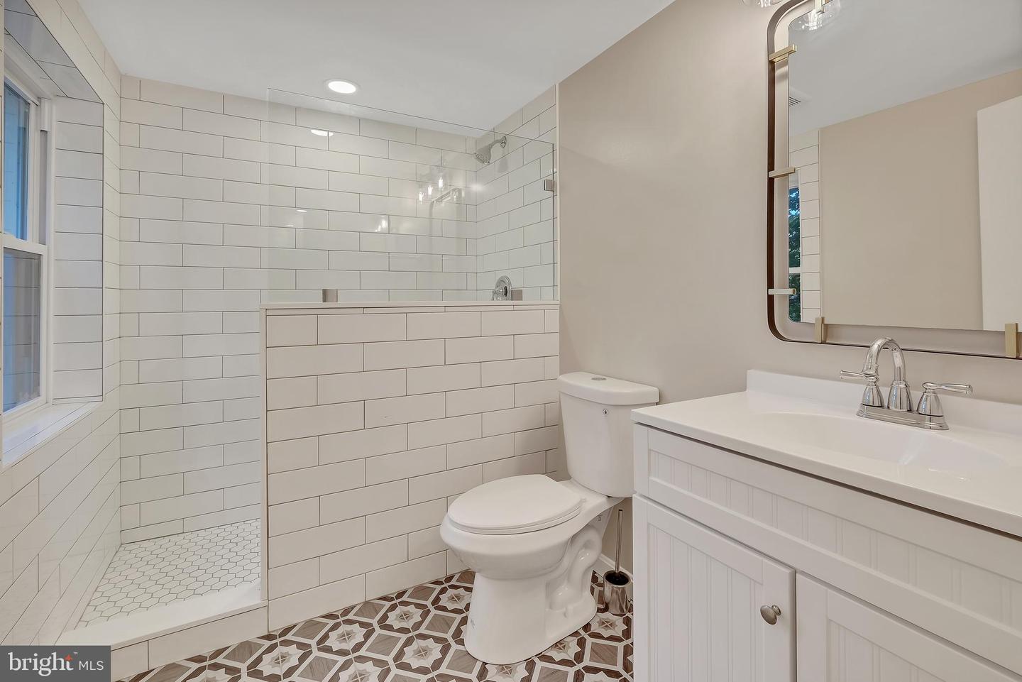 6829 CHERRY LN, ANNANDALE, Virginia 22003, 5 Bedrooms Bedrooms, ,4 BathroomsBathrooms,Residential,For sale,6829 CHERRY LN,VAFX2276444 MLS # VAFX2276444 6829 CHERRY LN, ANNANDALE, Virginia 22003, 5 Bedrooms Bedrooms, ,4 BathroomsBathrooms,Residential,For sale,6829 CHERRY LN,VAFX2276444 MLS # VAFX2276444