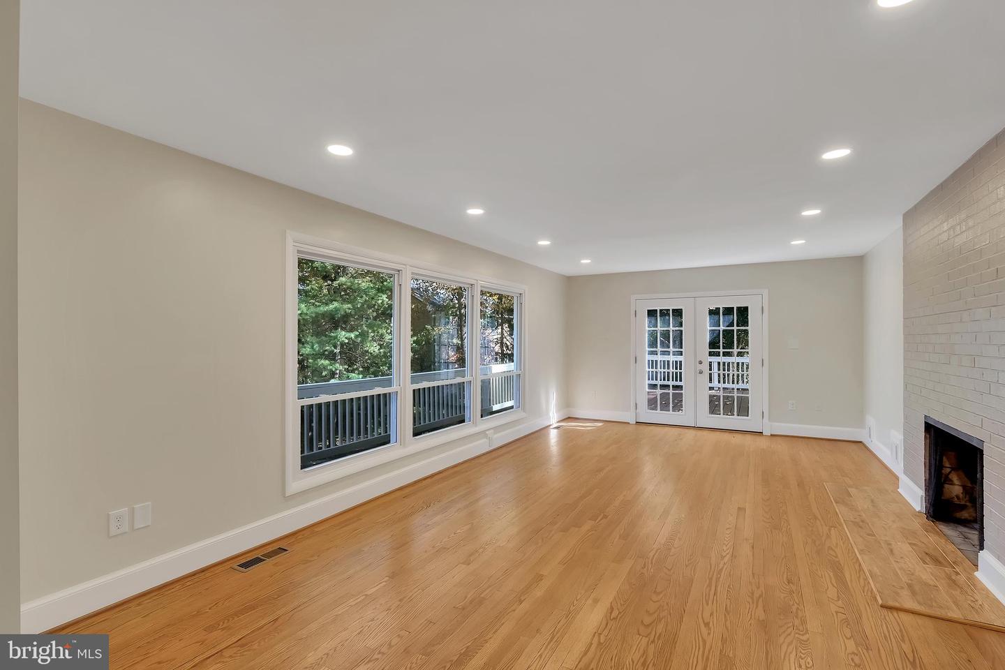 6829 CHERRY LN, ANNANDALE, Virginia 22003, 5 Bedrooms Bedrooms, ,4 BathroomsBathrooms,Residential,For sale,6829 CHERRY LN,VAFX2276444 MLS # VAFX2276444 6829 CHERRY LN, ANNANDALE, Virginia 22003, 5 Bedrooms Bedrooms, ,4 BathroomsBathrooms,Residential,For sale,6829 CHERRY LN,VAFX2276444 MLS # VAFX2276444