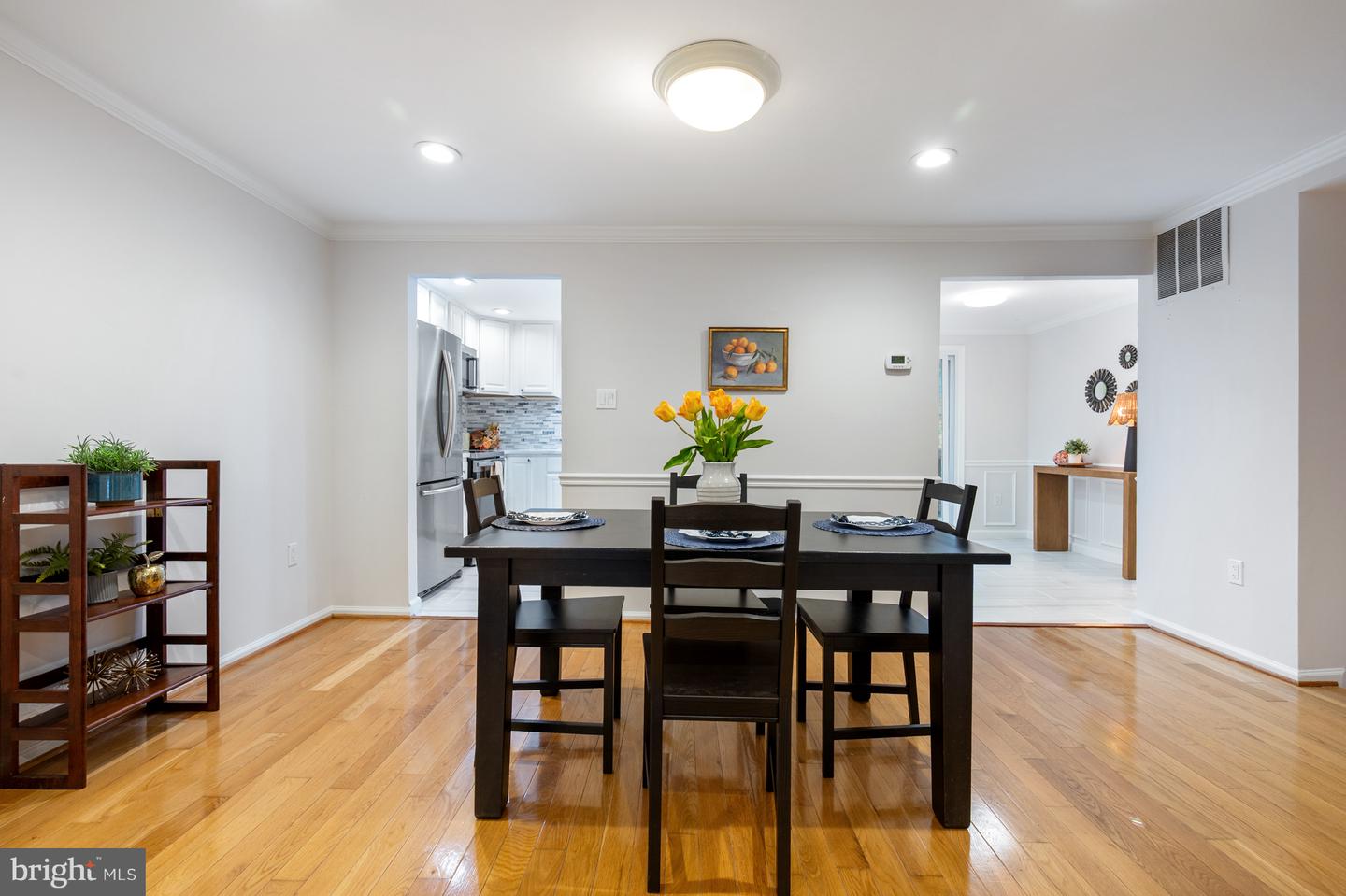 10139 WOOD GREEN WAY, BURKE, Virginia 22015, 3 Bedrooms Bedrooms, ,3 BathroomsBathrooms,Residential,For sale,10139 WOOD GREEN WAY,VAFX2276448 MLS # VAFX2276448