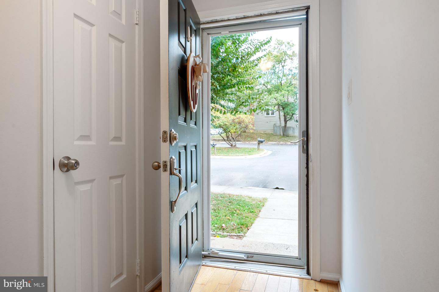 10139 WOOD GREEN WAY, BURKE, Virginia 22015, 3 Bedrooms Bedrooms, ,3 BathroomsBathrooms,Residential,For sale,10139 WOOD GREEN WAY,VAFX2276448 MLS # VAFX2276448