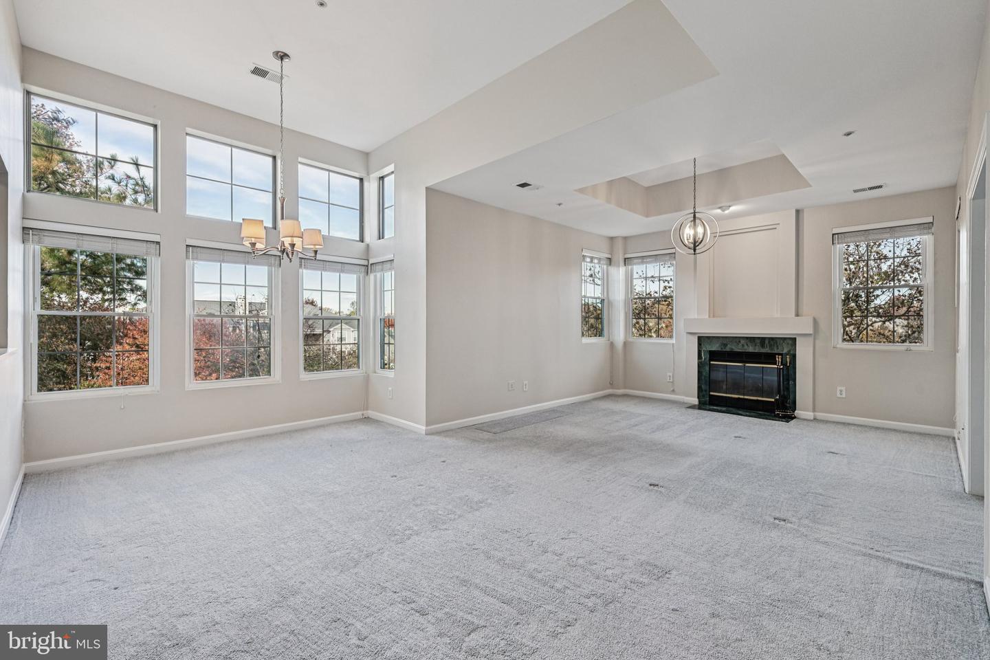 4225 MOZART BRIGADE LN #94, FAIRFAX, Virginia 22033, 3 Bedrooms Bedrooms, ,2 BathroomsBathrooms,Residential,For sale,4225 MOZART BRIGADE LN #94,VAFX2276470 MLS # VAFX2276470