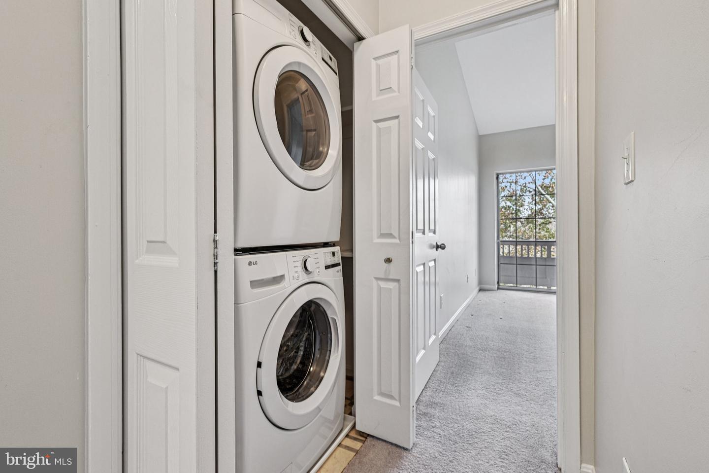 4225 MOZART BRIGADE LN #94, FAIRFAX, Virginia 22033, 3 Bedrooms Bedrooms, ,2 BathroomsBathrooms,Residential,For sale,4225 MOZART BRIGADE LN #94,VAFX2276470 MLS # VAFX2276470