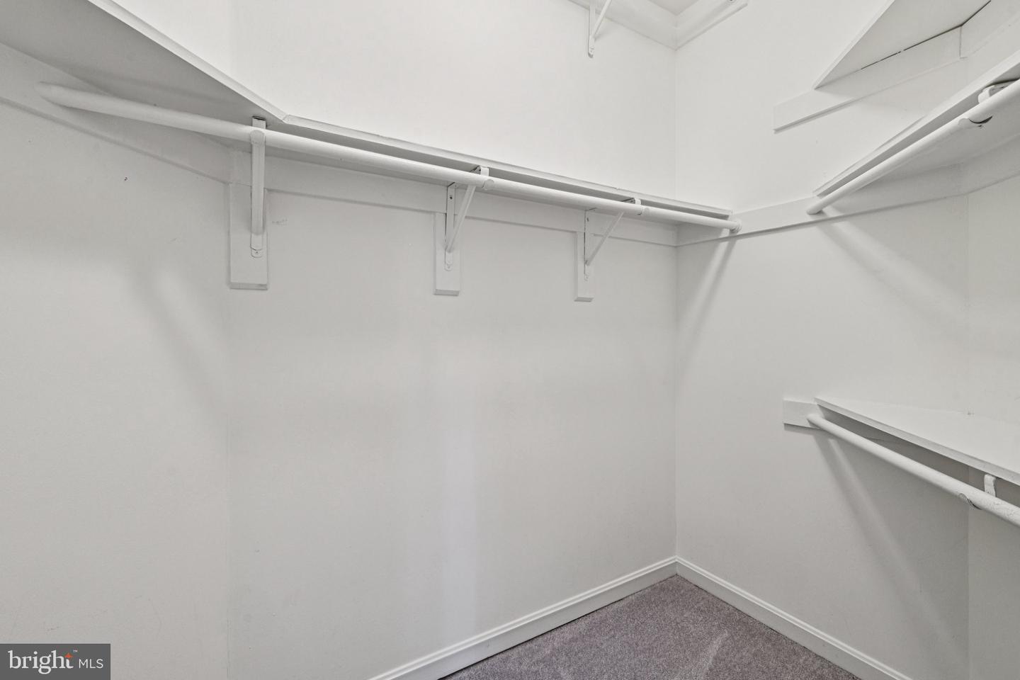 4225 MOZART BRIGADE LN #94, FAIRFAX, Virginia 22033, 3 Bedrooms Bedrooms, ,2 BathroomsBathrooms,Residential,For sale,4225 MOZART BRIGADE LN #94,VAFX2276470 MLS # VAFX2276470