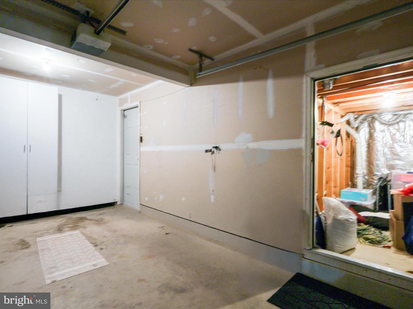 7755 EFFINGHAM SQ, ALEXANDRIA, Virginia 22315, 3 Bedrooms Bedrooms, ,3 BathroomsBathrooms,Residential,For sale,7755 EFFINGHAM SQ,VAFX2276508 MLS # VAFX2276508