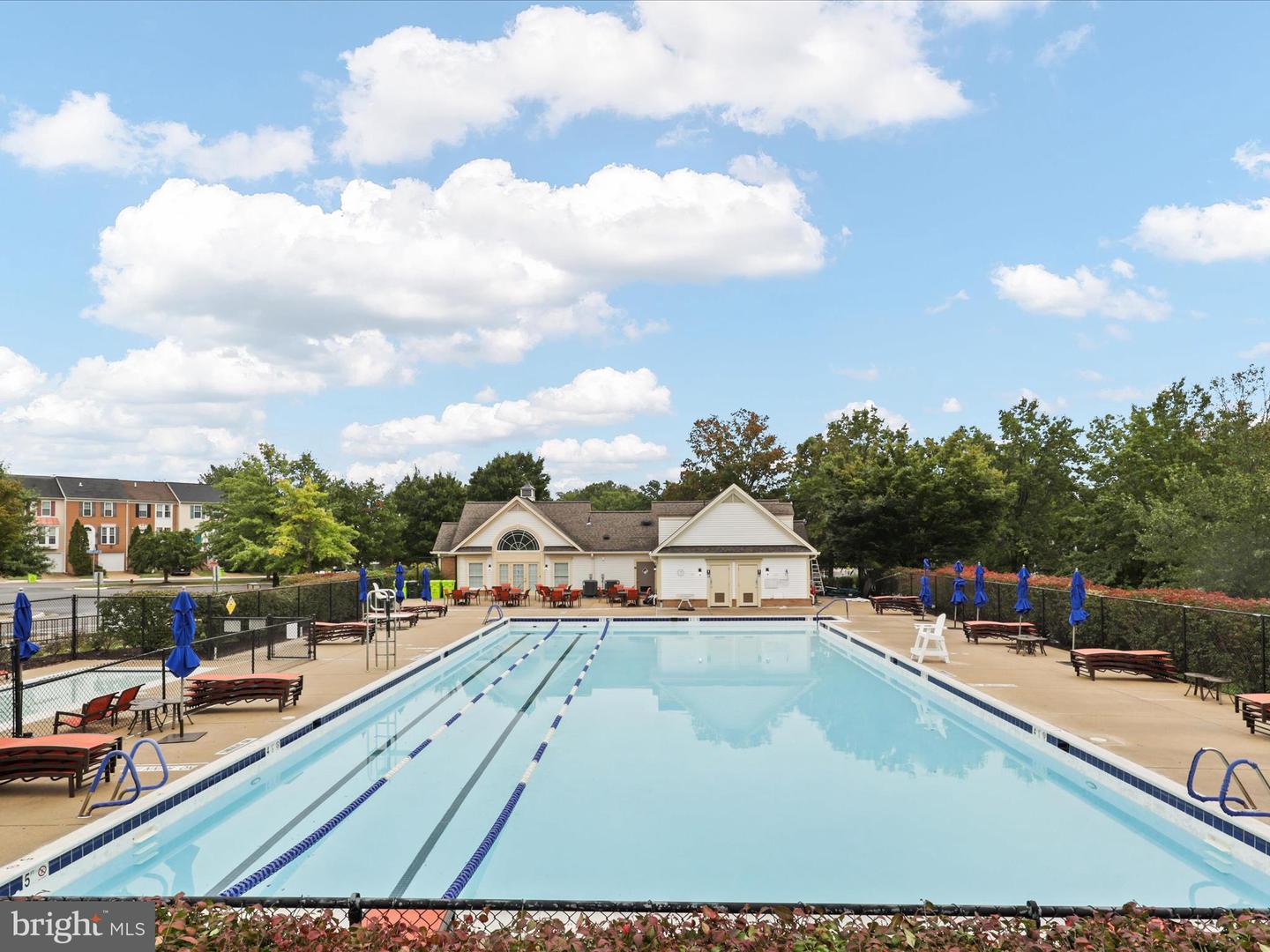 7755 EFFINGHAM SQ, ALEXANDRIA, Virginia 22315, 3 Bedrooms Bedrooms, ,3 BathroomsBathrooms,Residential,For sale,7755 EFFINGHAM SQ,VAFX2276508 MLS # VAFX2276508