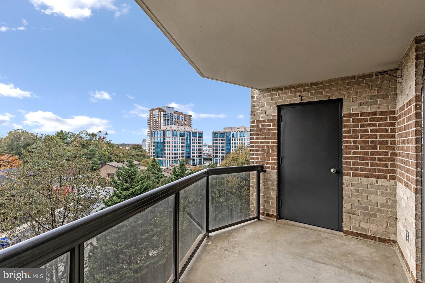 8360 GREENSBORO DR #516, MCLEAN, Virginia 22102, 1 Bedroom Bedrooms, ,1 BathroomBathrooms,Residential,For sale,8360 GREENSBORO DR #516,VAFX2276560 MLS # VAFX2276560