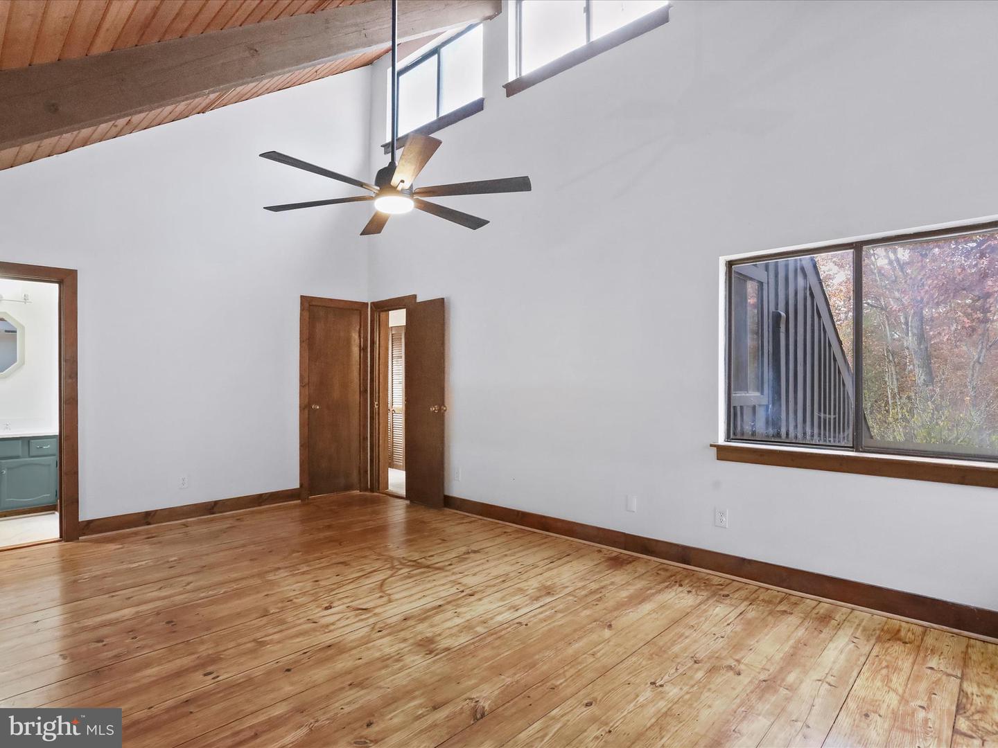 290 HICKORY LN, MOUNT JACKSON, Virginia 22842, 3 Bedrooms Bedrooms, ,1 BathroomBathrooms,Residential,For sale,290 HICKORY LN,VASH2012878 MLS # VASH2012878