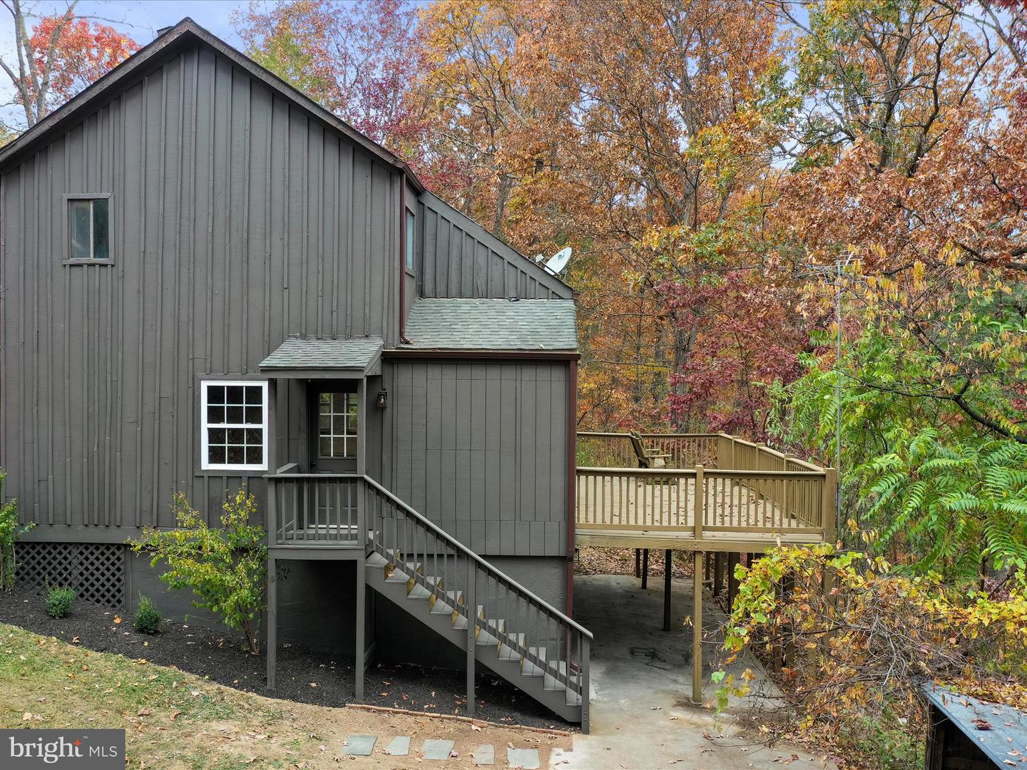 290 HICKORY LN, MOUNT JACKSON, Virginia 22842, 3 Bedrooms Bedrooms, ,1 BathroomBathrooms,Residential,For sale,290 HICKORY LN,VASH2012878 MLS # VASH2012878