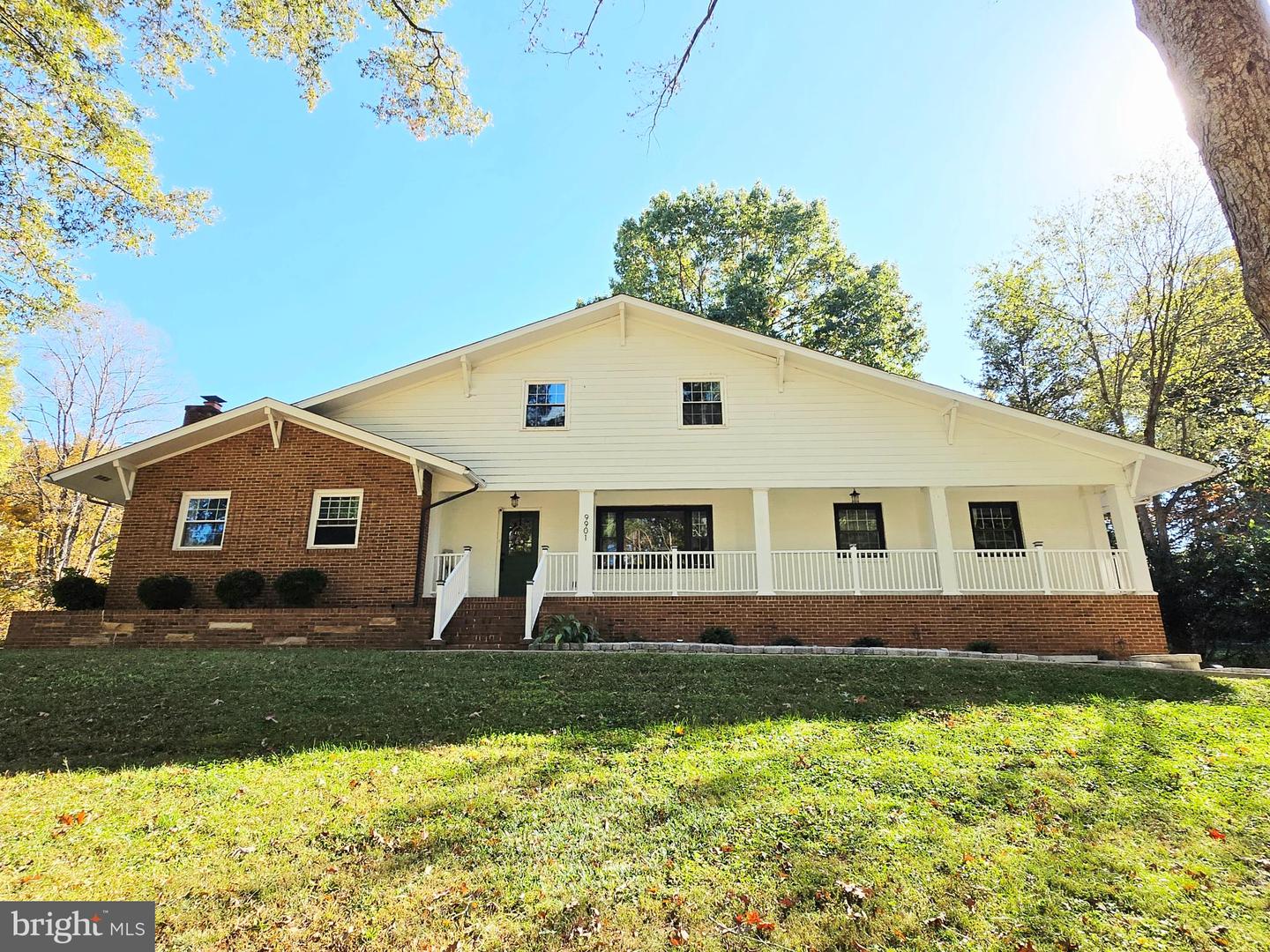 9901 GLASS RD, NORTH CHESTERFIELD, Virginia 23236, 4 Bedrooms Bedrooms, 12 Rooms Rooms,2 BathroomsBathrooms,Residential,For sale,9901 GLASS RD,VACF2001302 MLS # VACF2001302