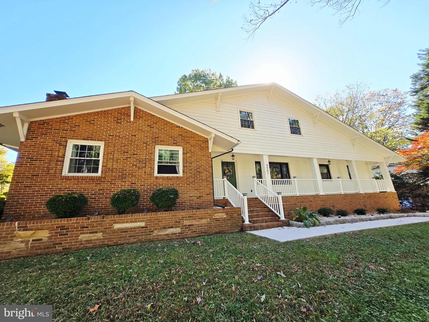 9901 GLASS RD, NORTH CHESTERFIELD, Virginia 23236, 4 Bedrooms Bedrooms, 12 Rooms Rooms,2 BathroomsBathrooms,Residential,For sale,9901 GLASS RD,VACF2001302 MLS # VACF2001302