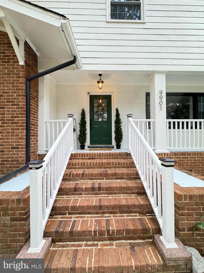 9901 GLASS RD, NORTH CHESTERFIELD, Virginia 23236, 4 Bedrooms Bedrooms, 12 Rooms Rooms,2 BathroomsBathrooms,Residential,For sale,9901 GLASS RD,VACF2001302 MLS # VACF2001302