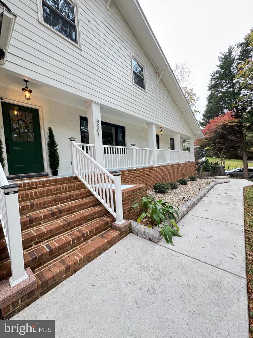 9901 GLASS RD, NORTH CHESTERFIELD, Virginia 23236, 4 Bedrooms Bedrooms, 12 Rooms Rooms,2 BathroomsBathrooms,Residential,For sale,9901 GLASS RD,VACF2001302 MLS # VACF2001302