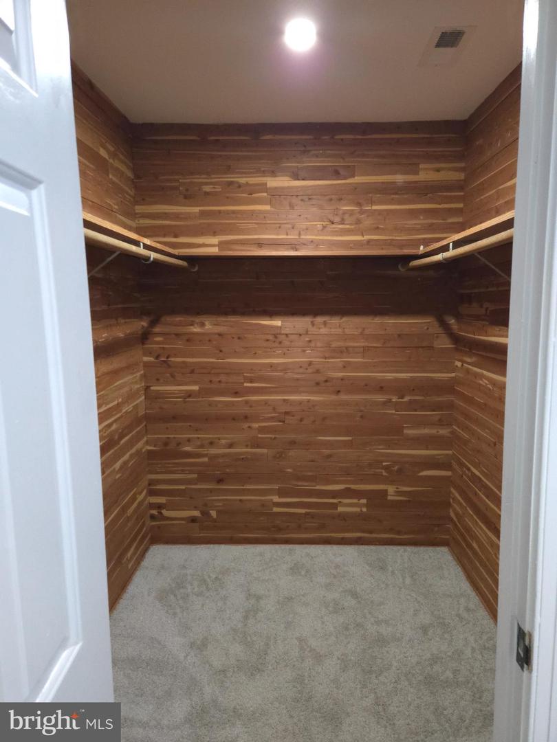 9901 GLASS RD, NORTH CHESTERFIELD, Virginia 23236, 4 Bedrooms Bedrooms, 12 Rooms Rooms,2 BathroomsBathrooms,Residential,For sale,9901 GLASS RD,VACF2001302 MLS # VACF2001302