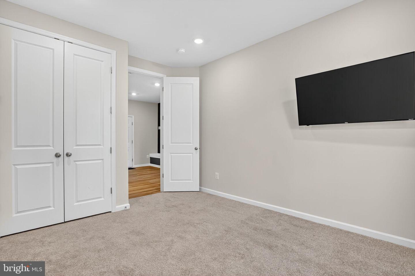 19324 BROOKWATER TER, LEESBURG, Virginia 20175, 4 Bedrooms Bedrooms, 8 Rooms Rooms,3 BathroomsBathrooms,Residential,For sale,19324 BROOKWATER TER,VALO2110016 MLS # VALO2110016 19324 BROOKWATER TER, LEESBURG, Virginia 20175, 4 Bedrooms Bedrooms, 8 Rooms Rooms,3 BathroomsBathrooms,Residential,For sale,19324 BROOKWATER TER,VALO2110016 MLS # VALO2110016