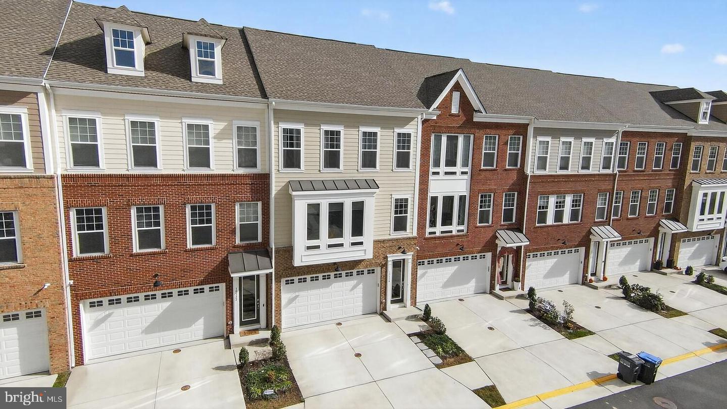 19324 BROOKWATER TER, LEESBURG, Virginia 20175, 4 Bedrooms Bedrooms, 8 Rooms Rooms,3 BathroomsBathrooms,Residential,For sale,19324 BROOKWATER TER,VALO2110016 MLS # VALO2110016 19324 BROOKWATER TER, LEESBURG, Virginia 20175, 4 Bedrooms Bedrooms, 8 Rooms Rooms,3 BathroomsBathrooms,Residential,For sale,19324 BROOKWATER TER,VALO2110016 MLS # VALO2110016