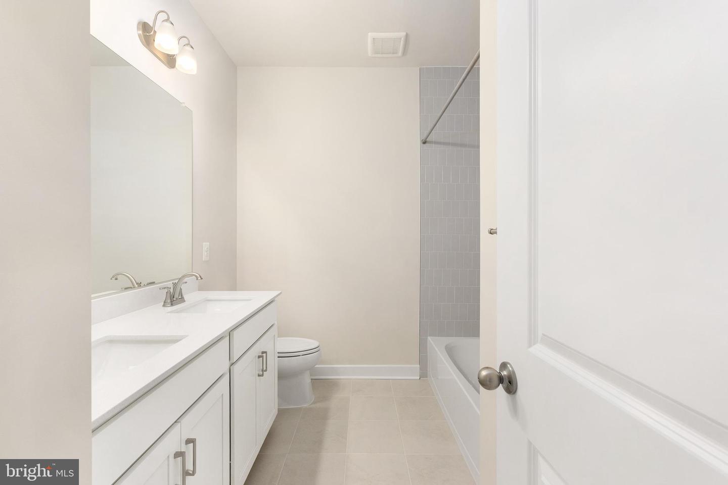 45199 DROWES TER, DULLES, Virginia 20166, 3 Bedrooms Bedrooms, ,2 BathroomsBathrooms,Residential,For sale,45199 DROWES TER,VALO2110018 MLS # VALO2110018 45199 DROWES TER, DULLES, Virginia 20166, 3 Bedrooms Bedrooms, ,2 BathroomsBathrooms,Residential,For sale,45199 DROWES TER,VALO2110018 MLS # VALO2110018