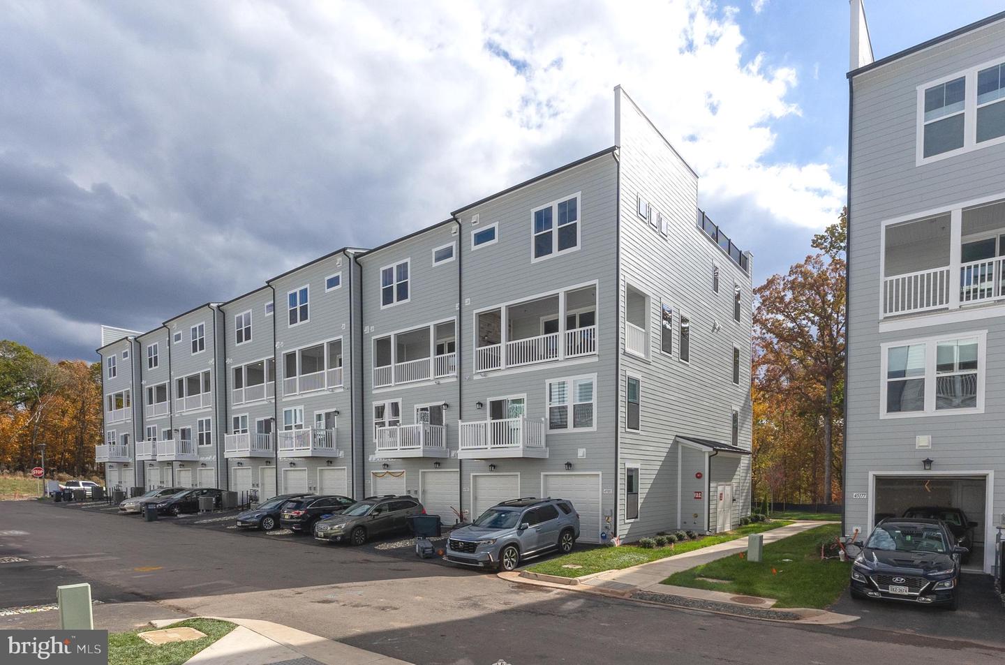 45199 DROWES TER, DULLES, Virginia 20166, 3 Bedrooms Bedrooms, ,2 BathroomsBathrooms,Residential,For sale,45199 DROWES TER,VALO2110018 MLS # VALO2110018 45199 DROWES TER, DULLES, Virginia 20166, 3 Bedrooms Bedrooms, ,2 BathroomsBathrooms,Residential,For sale,45199 DROWES TER,VALO2110018 MLS # VALO2110018