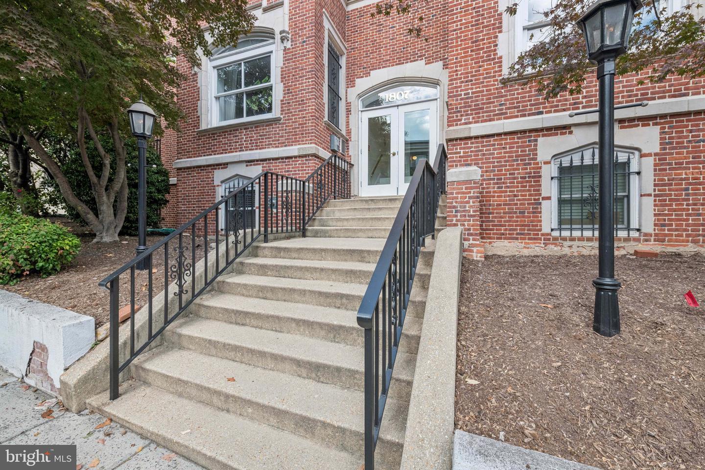 1807 CALIFORNIA ST NW #204, WASHINGTON, District Of Columbia 20009, 2 Bedrooms Bedrooms, ,2 BathroomsBathrooms,Residential,For sale,1807 CALIFORNIA ST NW #204,DCDC2229136 MLS # DCDC2229136 1807 CALIFORNIA ST NW #204, WASHINGTON, District Of Columbia 20009, 2 Bedrooms Bedrooms, ,2 BathroomsBathrooms,Residential,For sale,1807 CALIFORNIA ST NW #204,DCDC2229136 MLS # DCDC2229136