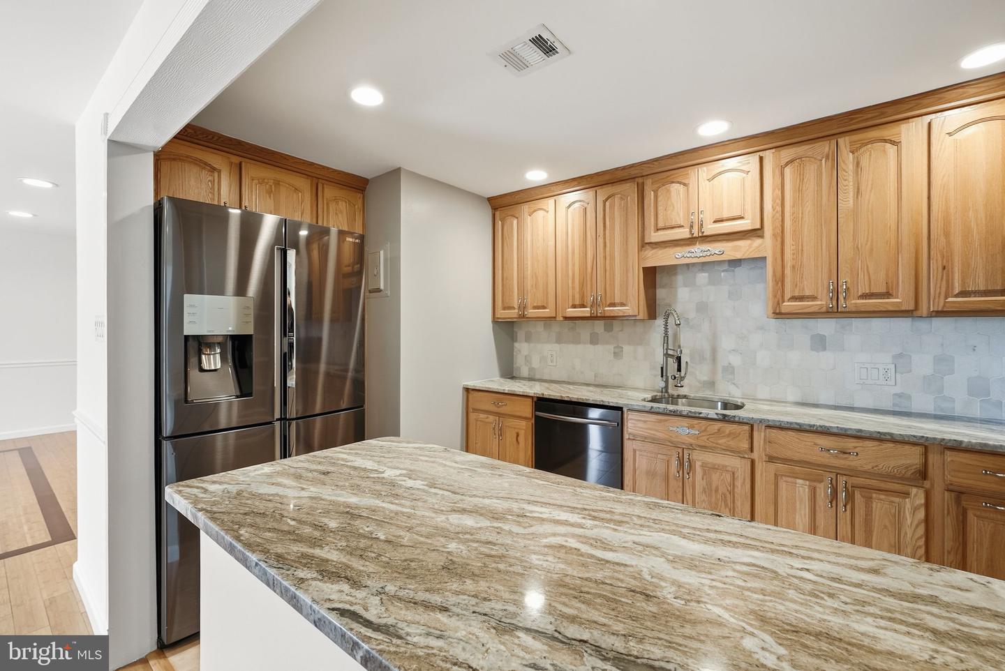 12709 GORDON BLVD #67, WOODBRIDGE, Virginia 22192, 3 Bedrooms Bedrooms, ,2 BathroomsBathrooms,Residential,For sale,12709 GORDON BLVD #67,VAPW2106754 MLS # VAPW2106754 12709 GORDON BLVD #67, WOODBRIDGE, Virginia 22192, 3 Bedrooms Bedrooms, ,2 BathroomsBathrooms,Residential,For sale,12709 GORDON BLVD #67,VAPW2106754 MLS # VAPW2106754