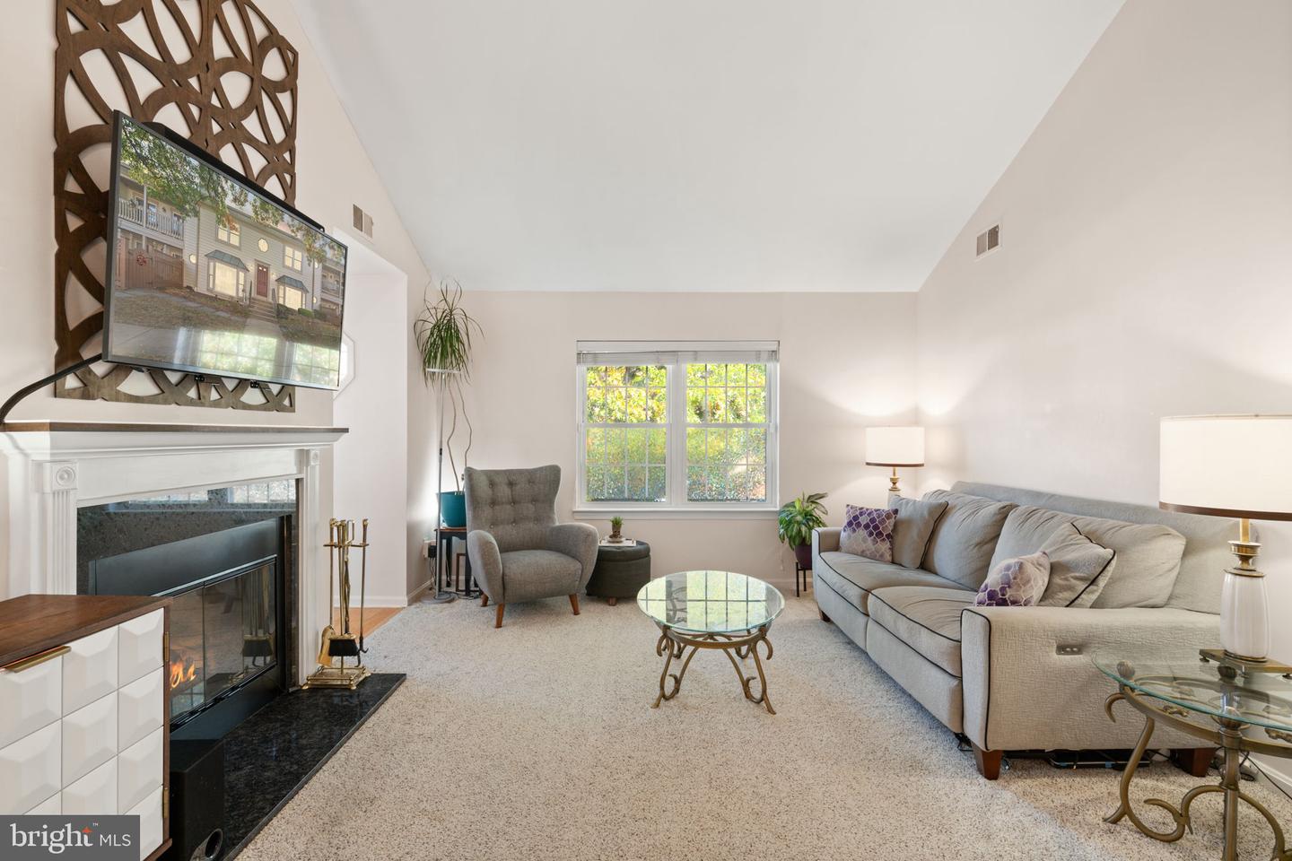 6111 ESSEX HOUSE SQ #B, ALEXANDRIA, Virginia 22310, 2 Bedrooms Bedrooms, 7 Rooms Rooms,1 BathroomBathrooms,Residential,For sale,6111 ESSEX HOUSE SQ #B,VAFX2276360 MLS # VAFX2276360 6111 ESSEX HOUSE SQ #B, ALEXANDRIA, Virginia 22310, 2 Bedrooms Bedrooms, 7 Rooms Rooms,1 BathroomBathrooms,Residential,For sale,6111 ESSEX HOUSE SQ #B,VAFX2276360 MLS # VAFX2276360