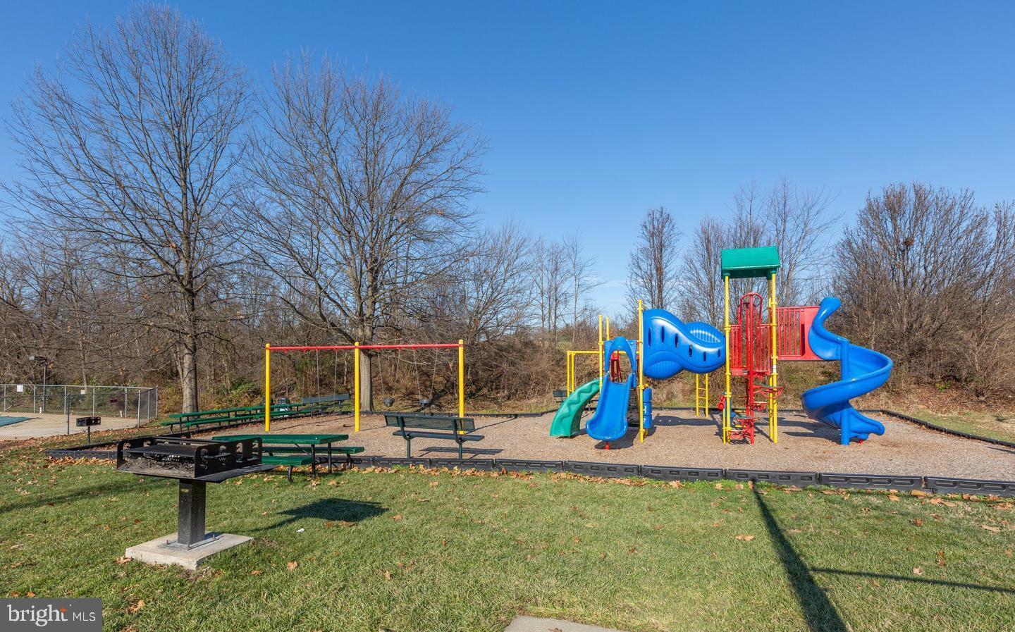 6111 ESSEX HOUSE SQ #B, ALEXANDRIA, Virginia 22310, 2 Bedrooms Bedrooms, 7 Rooms Rooms,1 BathroomBathrooms,Residential,For sale,6111 ESSEX HOUSE SQ #B,VAFX2276360 MLS # VAFX2276360 6111 ESSEX HOUSE SQ #B, ALEXANDRIA, Virginia 22310, 2 Bedrooms Bedrooms, 7 Rooms Rooms,1 BathroomBathrooms,Residential,For sale,6111 ESSEX HOUSE SQ #B,VAFX2276360 MLS # VAFX2276360