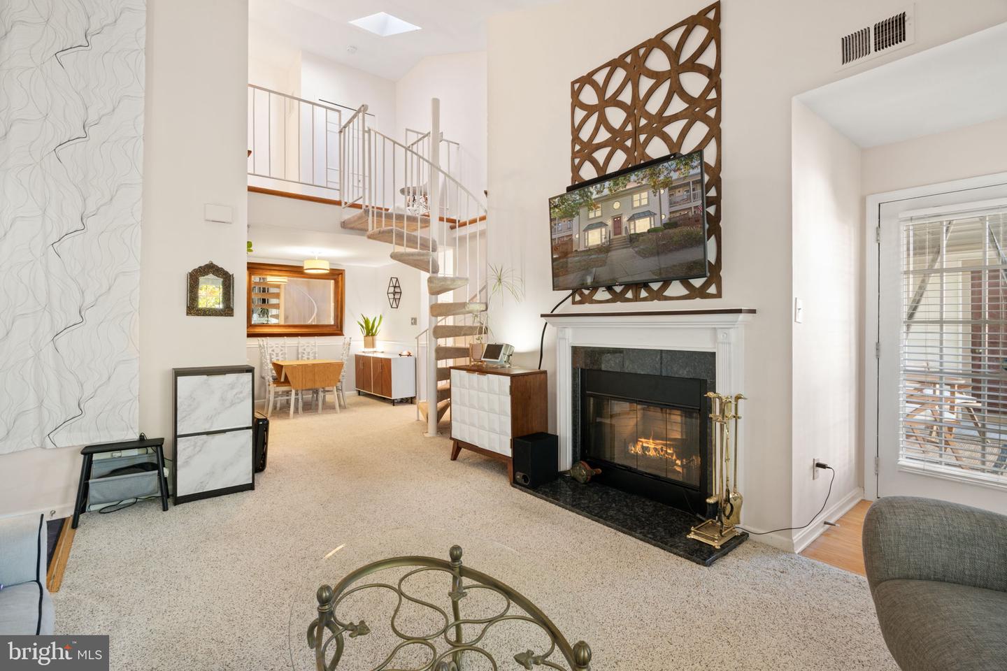 6111 ESSEX HOUSE SQ #B, ALEXANDRIA, Virginia 22310, 2 Bedrooms Bedrooms, 7 Rooms Rooms,1 BathroomBathrooms,Residential,For sale,6111 ESSEX HOUSE SQ #B,VAFX2276360 MLS # VAFX2276360 6111 ESSEX HOUSE SQ #B, ALEXANDRIA, Virginia 22310, 2 Bedrooms Bedrooms, 7 Rooms Rooms,1 BathroomBathrooms,Residential,For sale,6111 ESSEX HOUSE SQ #B,VAFX2276360 MLS # VAFX2276360