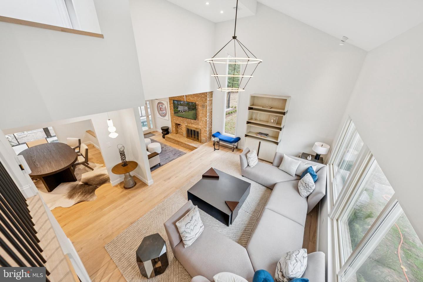 11000 OAKTON WOODS WAY, OAKTON, Virginia 22124, 4 Bedrooms Bedrooms, ,3 BathroomsBathrooms,Residential,For sale,11000 OAKTON WOODS WAY,VAFX2276392 MLS # VAFX2276392 11000 OAKTON WOODS WAY, OAKTON, Virginia 22124, 4 Bedrooms Bedrooms, ,3 BathroomsBathrooms,Residential,For sale,11000 OAKTON WOODS WAY,VAFX2276392 MLS # VAFX2276392