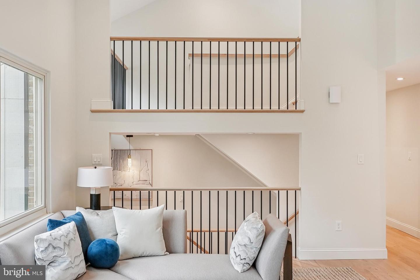 11000 OAKTON WOODS WAY, OAKTON, Virginia 22124, 4 Bedrooms Bedrooms, ,3 BathroomsBathrooms,Residential,For sale,11000 OAKTON WOODS WAY,VAFX2276392 MLS # VAFX2276392 11000 OAKTON WOODS WAY, OAKTON, Virginia 22124, 4 Bedrooms Bedrooms, ,3 BathroomsBathrooms,Residential,For sale,11000 OAKTON WOODS WAY,VAFX2276392 MLS # VAFX2276392