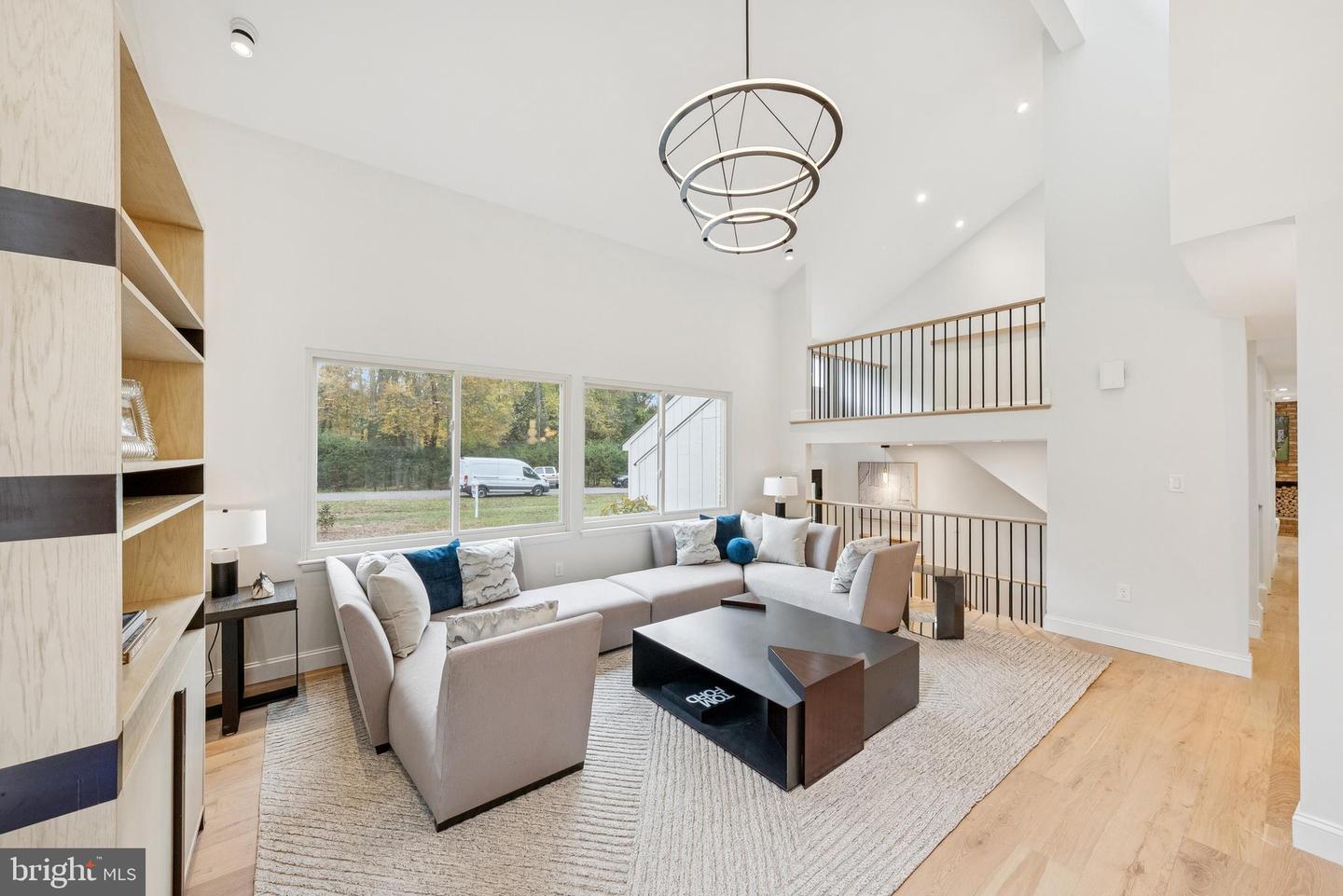 11000 OAKTON WOODS WAY, OAKTON, Virginia 22124, 4 Bedrooms Bedrooms, ,3 BathroomsBathrooms,Residential,For sale,11000 OAKTON WOODS WAY,VAFX2276392 MLS # VAFX2276392 11000 OAKTON WOODS WAY, OAKTON, Virginia 22124, 4 Bedrooms Bedrooms, ,3 BathroomsBathrooms,Residential,For sale,11000 OAKTON WOODS WAY,VAFX2276392 MLS # VAFX2276392