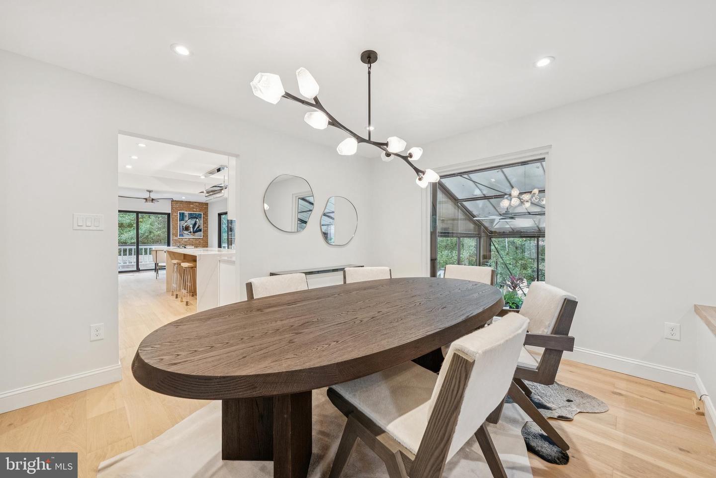 11000 OAKTON WOODS WAY, OAKTON, Virginia 22124, 4 Bedrooms Bedrooms, ,3 BathroomsBathrooms,Residential,For sale,11000 OAKTON WOODS WAY,VAFX2276392 MLS # VAFX2276392 11000 OAKTON WOODS WAY, OAKTON, Virginia 22124, 4 Bedrooms Bedrooms, ,3 BathroomsBathrooms,Residential,For sale,11000 OAKTON WOODS WAY,VAFX2276392 MLS # VAFX2276392