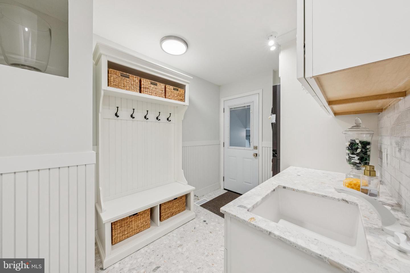 11000 OAKTON WOODS WAY, OAKTON, Virginia 22124, 4 Bedrooms Bedrooms, ,3 BathroomsBathrooms,Residential,For sale,11000 OAKTON WOODS WAY,VAFX2276392 MLS # VAFX2276392 11000 OAKTON WOODS WAY, OAKTON, Virginia 22124, 4 Bedrooms Bedrooms, ,3 BathroomsBathrooms,Residential,For sale,11000 OAKTON WOODS WAY,VAFX2276392 MLS # VAFX2276392