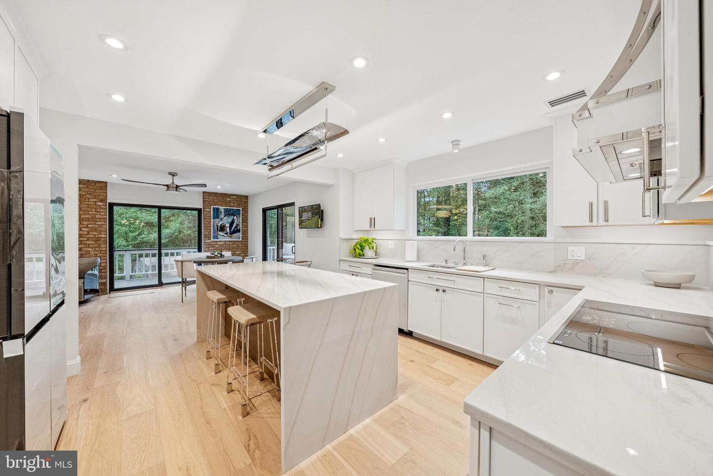 11000 OAKTON WOODS WAY, OAKTON, Virginia 22124, 4 Bedrooms Bedrooms, ,3 BathroomsBathrooms,Residential,For sale,11000 OAKTON WOODS WAY,VAFX2276392 MLS # VAFX2276392 11000 OAKTON WOODS WAY, OAKTON, Virginia 22124, 4 Bedrooms Bedrooms, ,3 BathroomsBathrooms,Residential,For sale,11000 OAKTON WOODS WAY,VAFX2276392 MLS # VAFX2276392