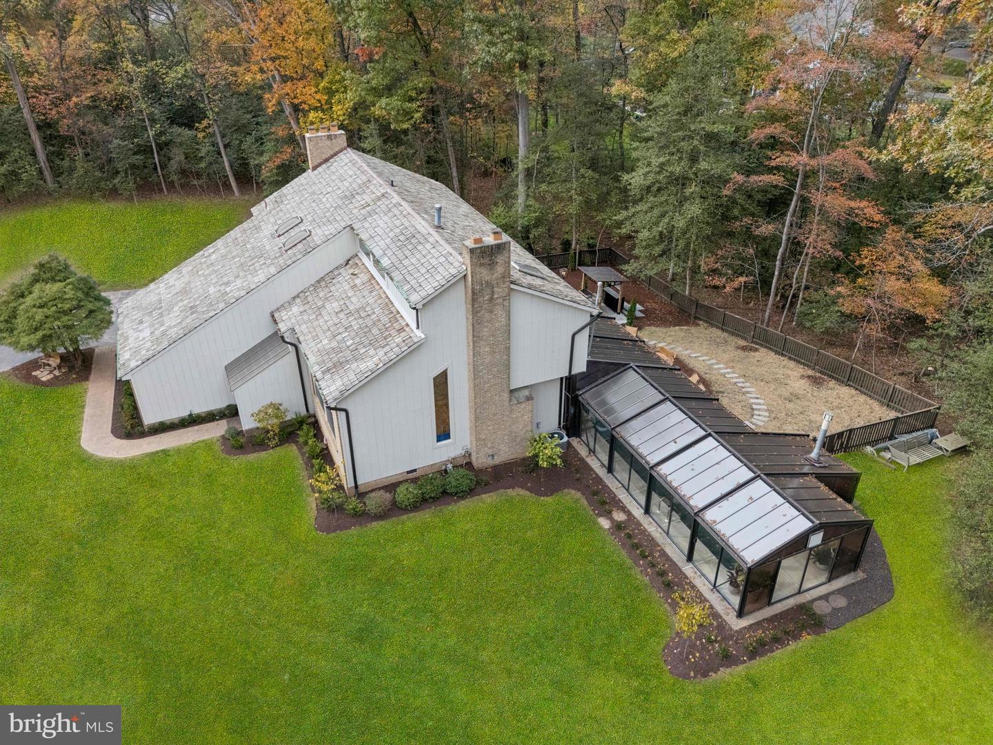 11000 OAKTON WOODS WAY, OAKTON, Virginia 22124, 4 Bedrooms Bedrooms, ,3 BathroomsBathrooms,Residential,For sale,11000 OAKTON WOODS WAY,VAFX2276392 MLS # VAFX2276392 11000 OAKTON WOODS WAY, OAKTON, Virginia 22124, 4 Bedrooms Bedrooms, ,3 BathroomsBathrooms,Residential,For sale,11000 OAKTON WOODS WAY,VAFX2276392 MLS # VAFX2276392